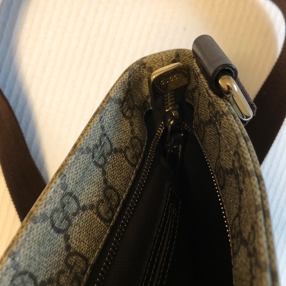 Gucci crossbody messenger bag - Picture 4 of 4